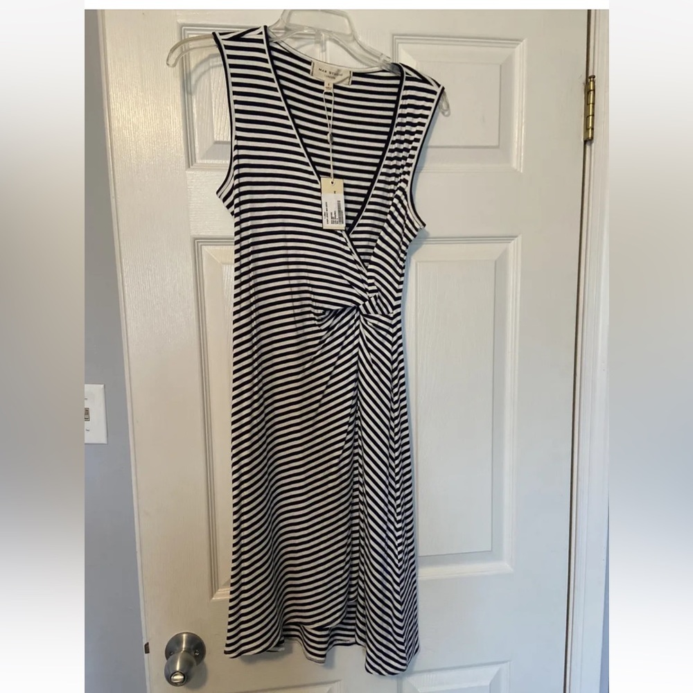 Max studio, navy and white striped knit dress knee length size small